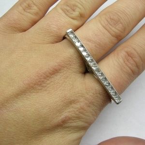 Henri Bendel Double Finger Ring